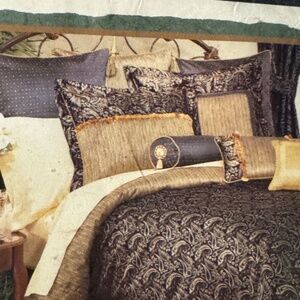 Waterford Sapphire Shams